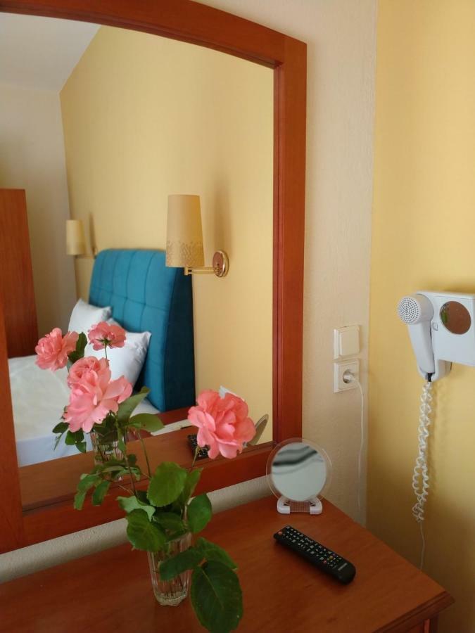 Amalia Aparthotel PalaiónTsiflíkion Exteriör bild